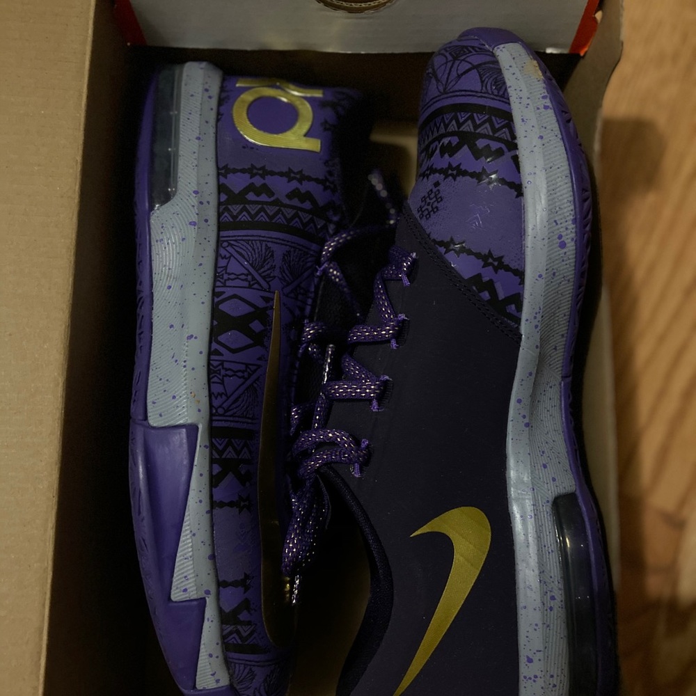 NIKE KDs